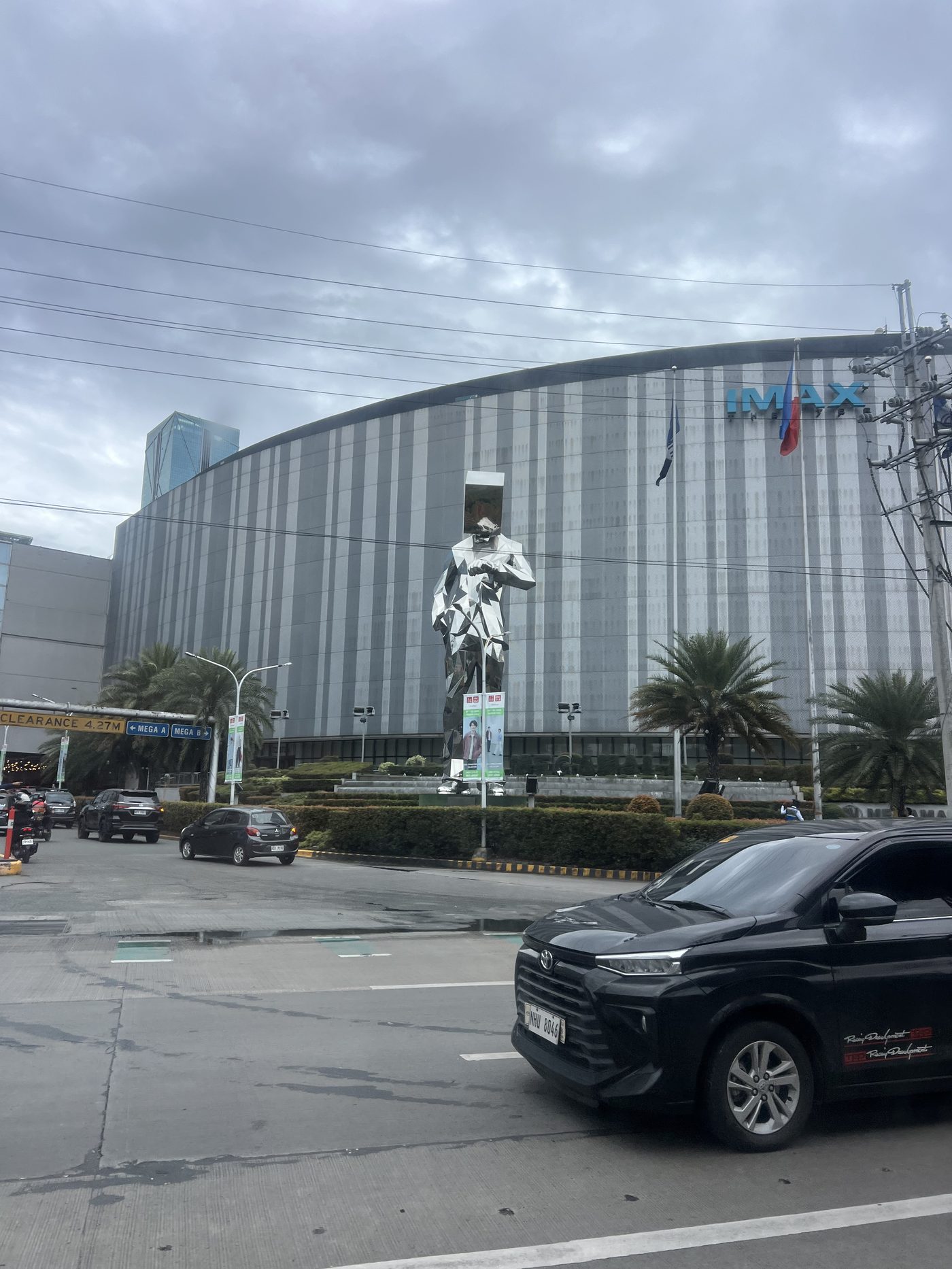 Philippine large mall