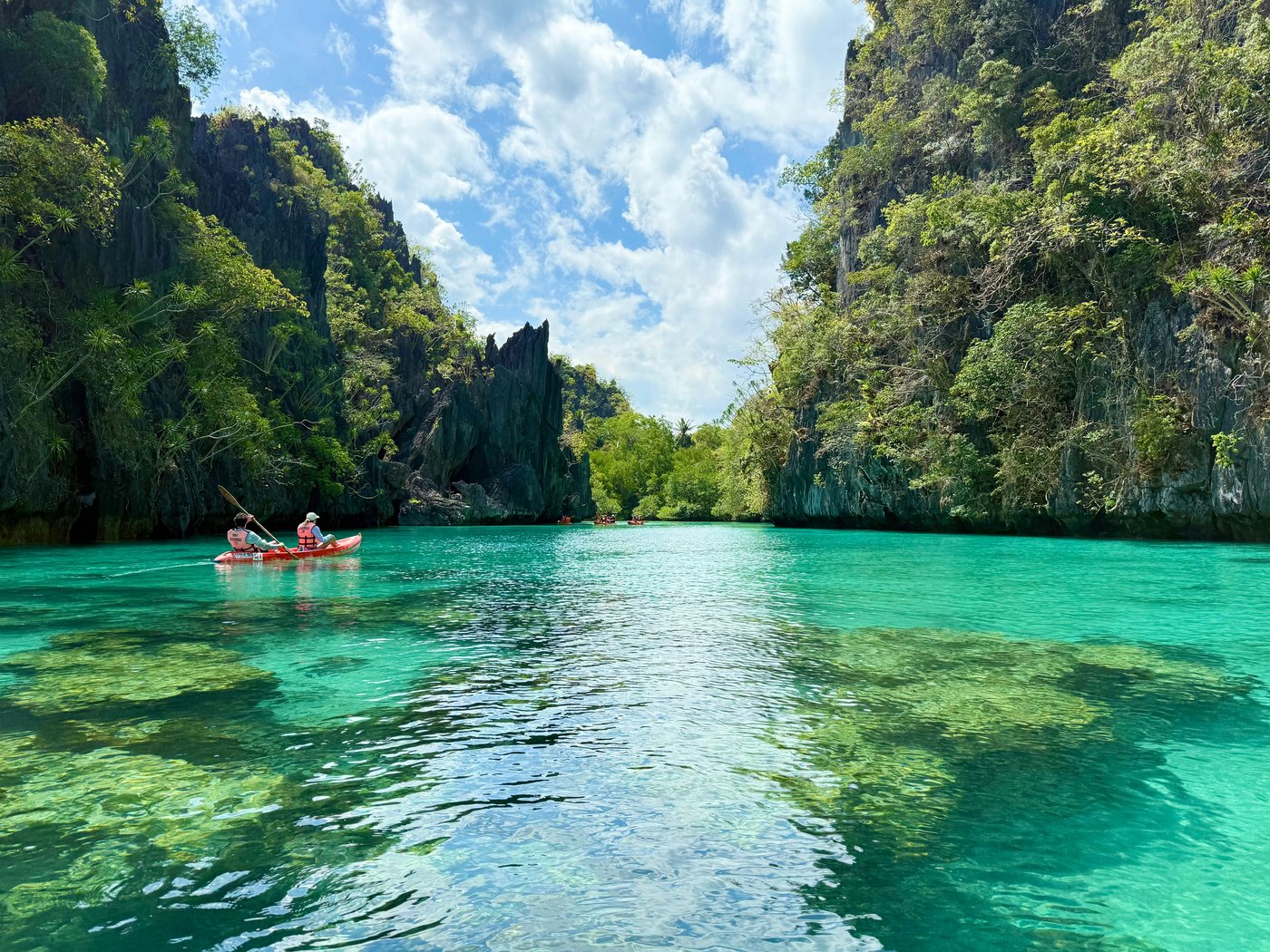 Palawan El Nido lagoon